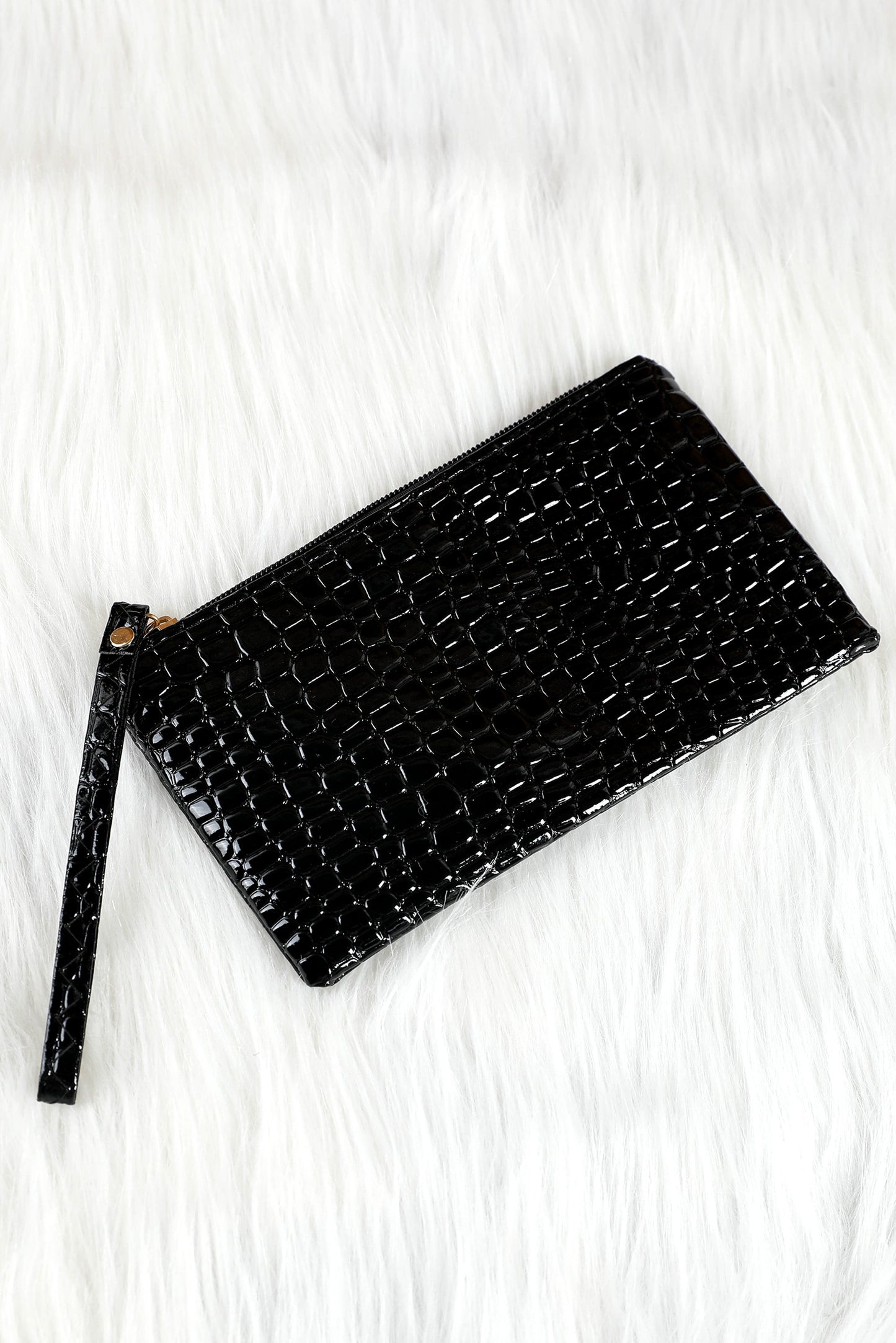 Black Crocodile Pattern Zipper Wristlet Clutch