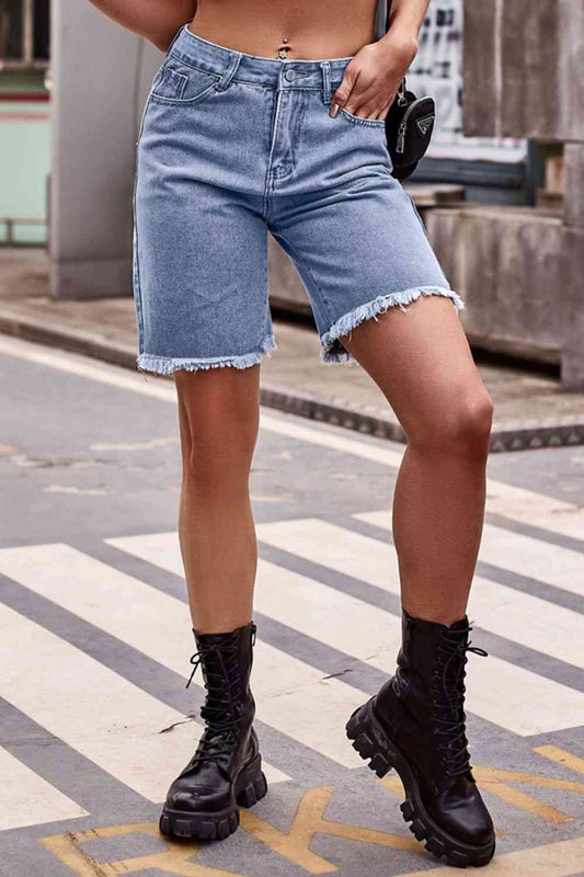 Ripped Denim Shorts w/ Pockets 